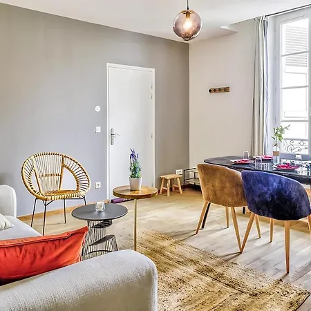 Le Champetre I Face Gare I Parking I Cozy & Familial I Rentimmo Apartment *